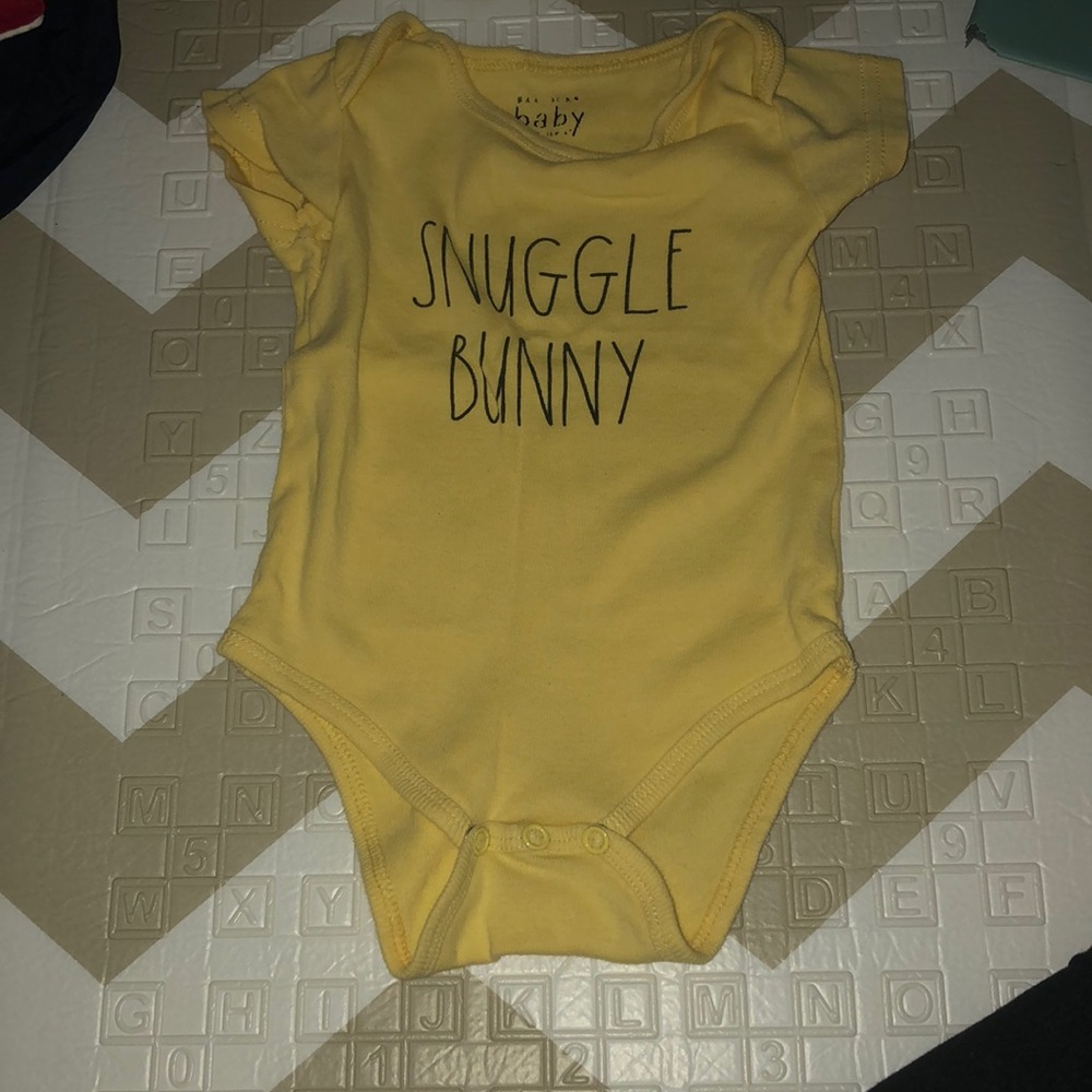 Baby bodysuit